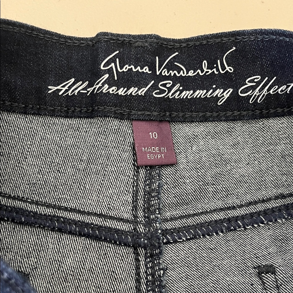 Gloria Vanderbilt Dark Blue Denim Jeans